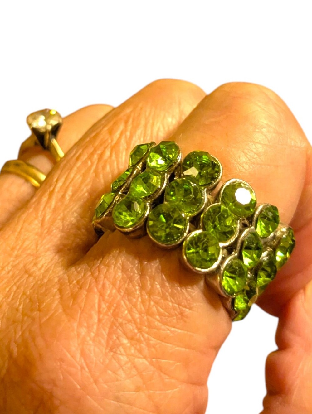 Vintage 80s 90s Triple Row Emerald Green Rhinestone Crystal Stretch Ring - Picture 9 of 14